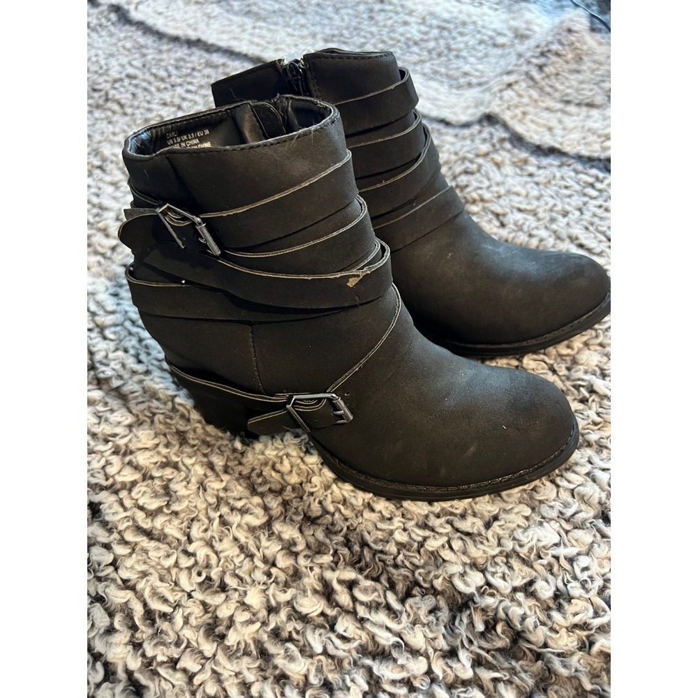 Women's Black Carli Just Fab Boots Size 5.5